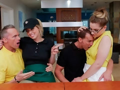 Arsch, Blondine, Blasen, Hundestellung, Handjob, Lecken, Milf, Muschi