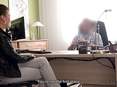 Blasen, Braunhaarige, Lecken, Geld, Pov, Öffentlich, Muschi, Jungendliche (18+)