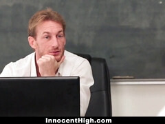 Morena, Universidad, Corridas, Sexo duro, Hd, Pequeña, Estudiante, Uniforme