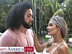 Gros cul, Grosse bite, Gros seins, Noire, Blonde, Sucer une bite, Queue, Interracial