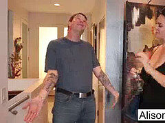 Brunette brune, Chatte