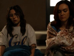 Brunette brune, Embrassement, Lesbienne, Léchez, Orgasme, Rousse roux, Suçant, Nénés