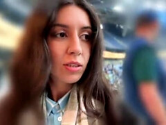 Arsch, Blasen, Braunhaarige, Süss, Öffentlich, Muschi, Rasiert, Schlampe