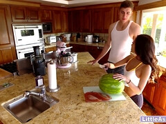 Asiatisch, Grosser schwanz, Blasen, Braunhaarige, Hardcore, Muschi, Jungendliche (18+), Titten