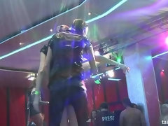 Habillées, Dansant, Lesbienne, Orgie, Fête, Actrice du porno, Echangistes, Mouillée