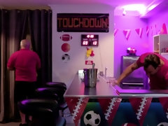 Chica, Morena, Corridas faciales, Hd, Cocina, Tetas naturales, Montar, Tatuaje