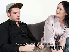 Минет, Брюнетки, Постарше, Хд, Зрелые, Русские, Мачеха, Чулки