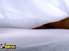 Chica, Verga grande, Tetas grandes, Morena, Estilo perrito, Lamidas, Coño, Afeitado