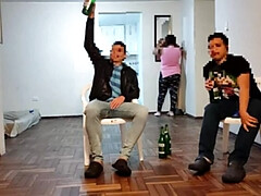 Gros seins, Sucer une bite, Cocu, Mère que j'aimerais baiser, Maman, Orgasme, Voyeur, Épouse