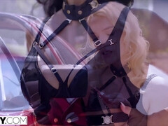 Anal, Cul à la bouche, Sucer une bite, Brunette brune, Double pénétration, Faciale, Le plan cul à quatre, Lingerie