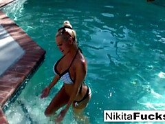 Kont, Grote kont, Vrouw, Hd, Masturbatie, Kut duiken, Russisch, Alleen