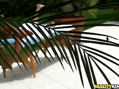 デカ尻, ビキニ, 黒人, ブロンド, ラティーナ, マッサージ, アウトドア, タトゥー