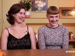 Любители, Собачьи, Пальцем, Немки, Лесбиянка, Натуральные сиськи, Наездница, Страпон