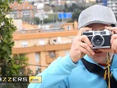 Verga grande, Tetas grandes, Mamada, Clitoris, Semen en la boca, Lamidas, Al aire libre, Tetas