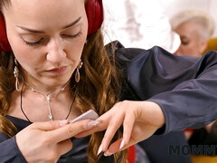 Gros seins, Tromperie, Femme couguar, Énorme, Bite énorme, Mature, Seins naturels, Nénés