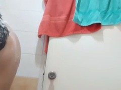 shower indonesian girls