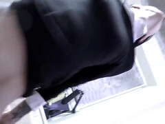 Bruinharig, Sperma shot, Jurk, Huisgemaakt, Klein, Roodharige vrouw, Zuigen, Tatoeage