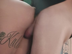 Americano, Culo, Mamada, Corridas, Estilo perrito, Al aire libre, Realidad, Tatuaje