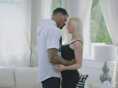 Tetas grandes, Rubia, Corrida, Estilo perrito, Comida, Juegos, Interracial, Coño