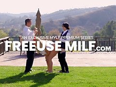 Grote mammen, Bruinharig, Oudere vrouw, Hondjeshouding, Hardcore, Moeder die ik wil neuken, Ruw