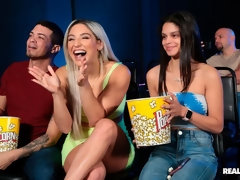 アナル, ブロンド, フェラチオ, 浮気する, バック, フェティッシュ, キス, ティーン