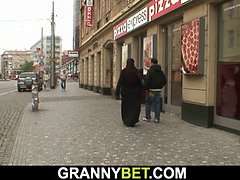 ぽっちゃり, デカ尻, フェラチオ, フェティッシュ, 眼鏡, お婆さん, ティーン, オッパイの