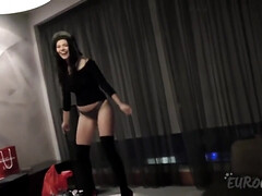 Жопа, Красивые, Брюнетки, Грудастые, Глубокая глотка, Вечеринка, Соло, Игрушки