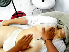 Hot Latina stepmom gets tantric massage - Amateur college sex in HD