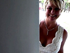 Nana, Belle grosse femme bgf, Blonde, Sucer une bite, Brunette brune, Plantureuse, Maman, Petite femme