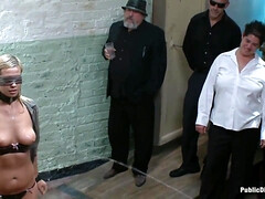 Sadomasoquismo, Belleza, Mamada, Tetona, Garganta profunda, Hd, Pezones, Público