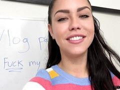 18 ans, Gros cul, Gros seins, Tir de sperme, Branlette thaïlandaise, Hd, Pov, Adolescente