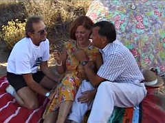 Grosse titten, Gruppensex, Milf, Flotter dreier