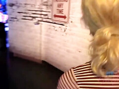 Rubia, Grupo, Peludo, Hd, Orinar, Ducha, Fumando, Tetas