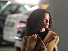 美女, デカチン, デカパイ, フェラチオ, 手コキする, なめる, 下着, ポルノスター