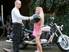 Cul, Blonde, Sucer une bite, En levrette, Double pénétration, Branlette thaïlandaise, Homme homme femme, Plan cul à trois