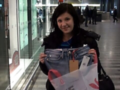 Crazy and quick sex on the casting with a hot natural babe