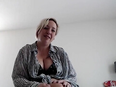 Arsch, Grosser arsch, Grosse titten, Blondine, Milf, Solo, Tätowierung, Titten