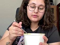 Cutie stuffs: Amateur, Bbw  Feedee Porn