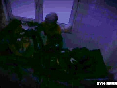 お尻, デカチン, フェムドム, ドイツ人, 手コキする, ハードコア, ゴム, オマンコ