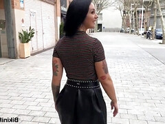 Grote mammen, Badpak, Pijpbeurt, Rondborstig, Hardcore, Moeder, Tieten likken, Vrouw