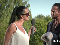 Anal, Beso negro, Mamada, Alemán, Madres para coger, Al aire libre, Afeitado, Tatuaje