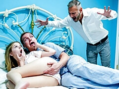 Rubia, Estilo perrito, Fetiche, Penetracion con dedos, Cuadrupleta, Sexo duro, Madres para coger, Tetas