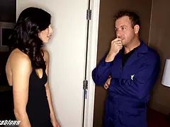 Reina Rae Feeds on Top Notch Room Service