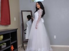 Brunette brune, Poilue, Embrassement, Léchez, Masturbation, Mère que j'aimerais baiser, Chatte, Nénés