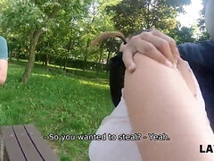 18 ans, Gros seins, Sucer une bite, Rondelette, Européenne, Hd, Bureau, Police