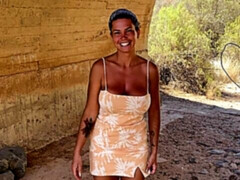 Semen en la boca, Corridas, Penetracion con dedos, Pajear, Lamidas, Madres para coger, Al aire libre, Pov