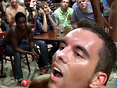 Amateur, Sucer une bite, Homosexuelle, Branlette thaïlandaise, Masturbation, Fête, Réalité, Voyeur