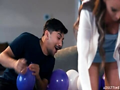 Grosse titten, Braunhaarige, Spermaladung, Hausfrau, Milf, Mutti, Stiefmutter, Ehefrau