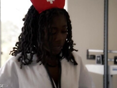 デカ尻, 茶髪の, 巨乳な, イく瞬間, フェティッシュ, 指いじり, ハードコア, ティーン