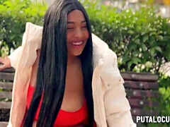 ベッドルーム, フェラチオ, 口内発射, バック, 異人種間, キス, 熟年, 自然山雀